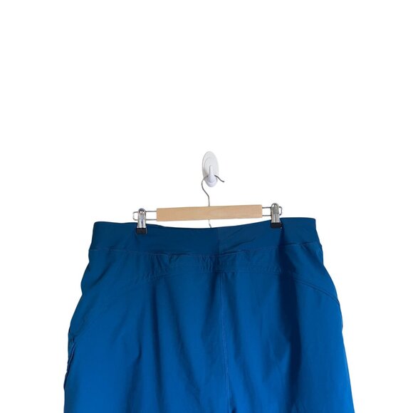 Lands' End Size 20W Turquoise Nylon Performance Knit Shorts Outdoor Active Hikin - Picture 5 of 7